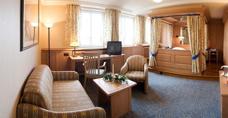 Hotel Goldener Helm Lichtenstein  Ngoại thất bức ảnh