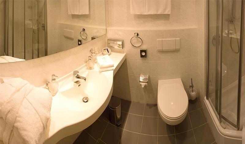 Hotel Goldener Helm Lichtenstein  Ngoại thất bức ảnh