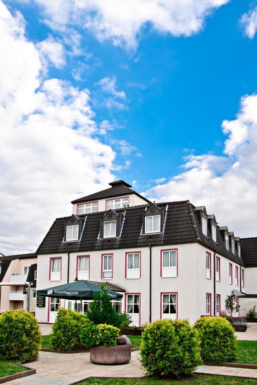 Hotel Goldener Helm Lichtenstein  Ngoại thất bức ảnh